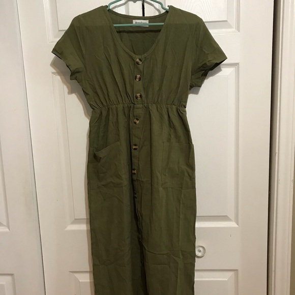 Buttoned V-Neck Dress with Pockets - Picture 1 of 3